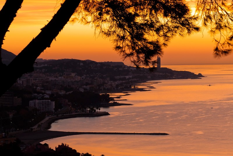 <span style='color:#780948'>ARCHIVED</span> - Temperatures in Malaga set to rise throughout the week hitting 27 degrees on Friday May 7