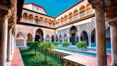 <span style='color:#780948'>ARCHIVED</span> - Free guided tours of the Real Alcazar for Sevilla residents and natives