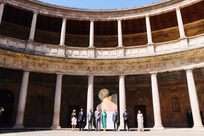 <span style='color:#780948'>ARCHIVED</span> - Spanish Royals open new exhibition at the Alhambra in Granada