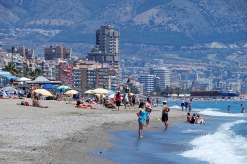 <span style='color:#780948'>ARCHIVED</span> - Spanish tourism prepares to welcome back the British as England lifts travel restrictions