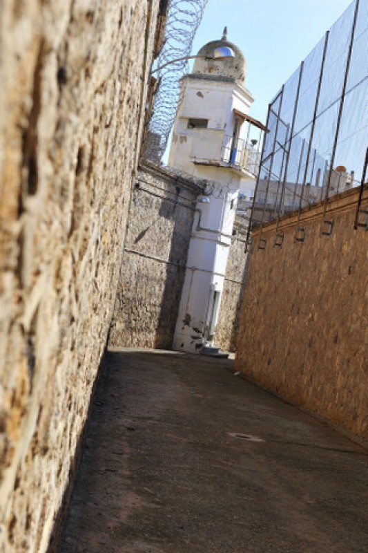 <span style='color:#780948'>ARCHIVED</span> - Wall of historic San Antonio prison in Cartagena demolished despite opposition