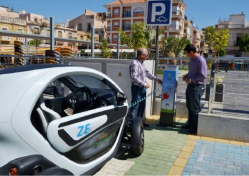 <span style='color:#780948'>ARCHIVED</span> - Spain falls behind EU in electromobility
