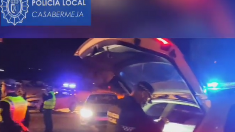 <span style='color:#780948'>ARCHIVED</span> - Motorist rams stolen car into parked vehicles in Malaga before calmly walking away