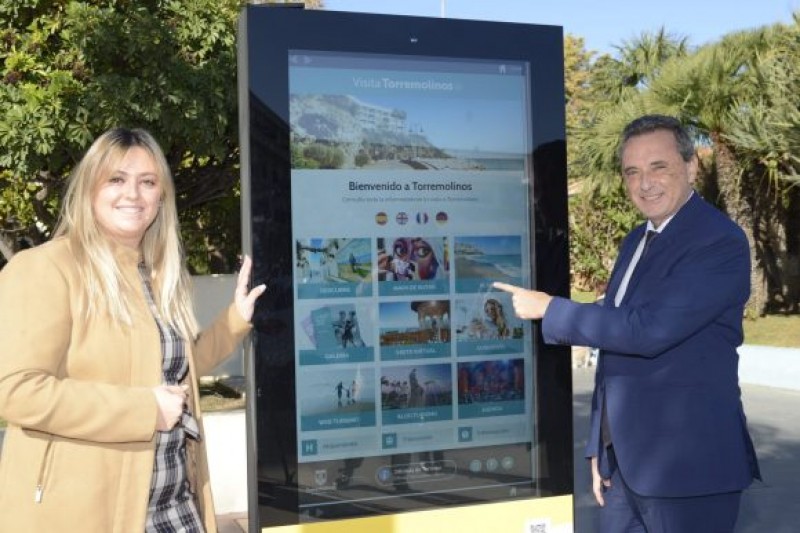 <span style='color:#780948'>ARCHIVED</span> - Torremolinos unveils multilingual digital tourist boards to improve visitor experience