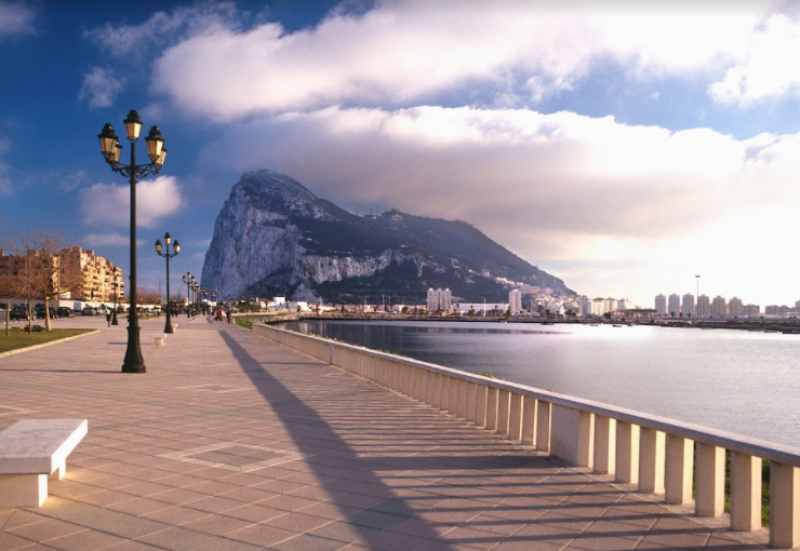 <span style='color:#780948'>ARCHIVED</span> - Spain warns UK against unlawful construction on Gibraltar