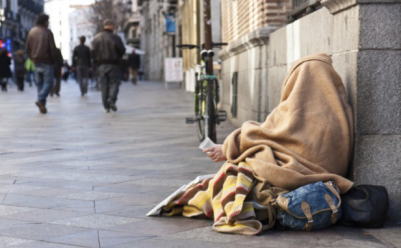 <span style='color:#780948'>ARCHIVED</span> - Locals protest against building Sevilla homeless shelter