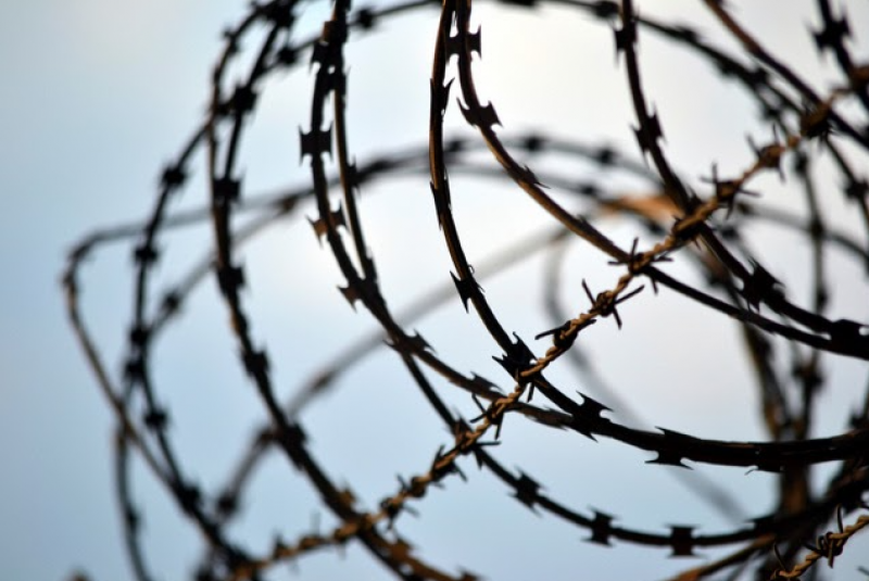<span style='color:#780948'>ARCHIVED</span> - Murcia prison warden jailed for defrauding inmates