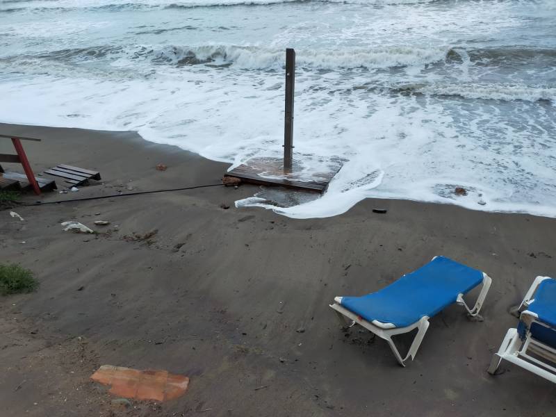 <span style='color:#780948'>ARCHIVED</span> - Easter holidays to the Costa del Sol in danger after severe storm damage