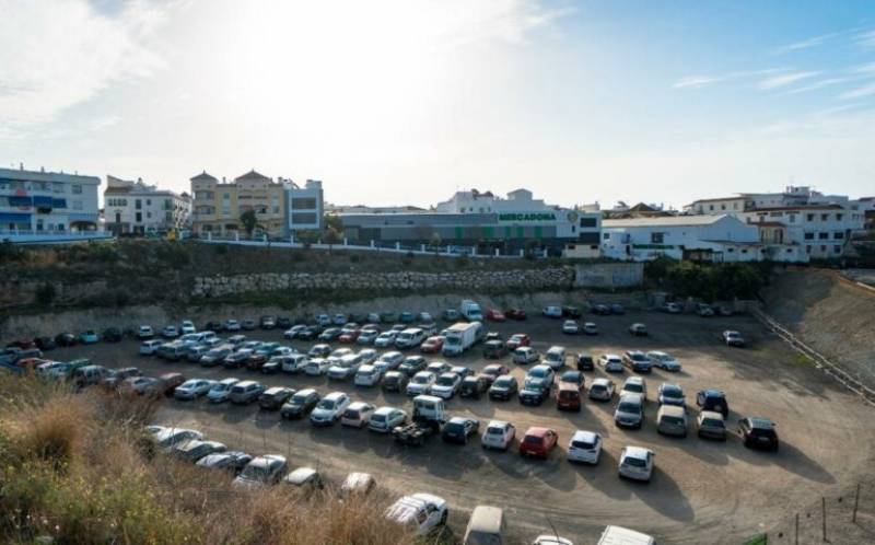 <span style='color:#780948'>ARCHIVED</span> - Nerja, Malaga begins building a new 800-space car park and bus station