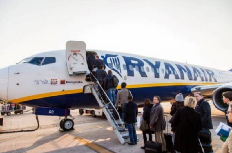 <span style='color:#780948'>ARCHIVED</span> - Ryanair expands in Spain with new Ireland-Seville route for 2023