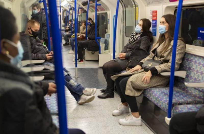The end is in sight for masks on public transport in Spain