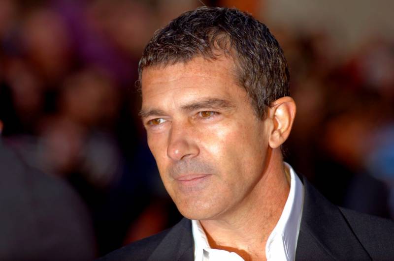 <span style='color:#780948'>ARCHIVED</span> - Antonio Banderas looking to premiere musical in English about Picasso in Malaga