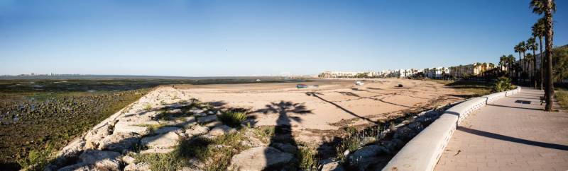 Playa de la Cachucha, Puerto Real: Cadiz and Costa de la Luz beach guide