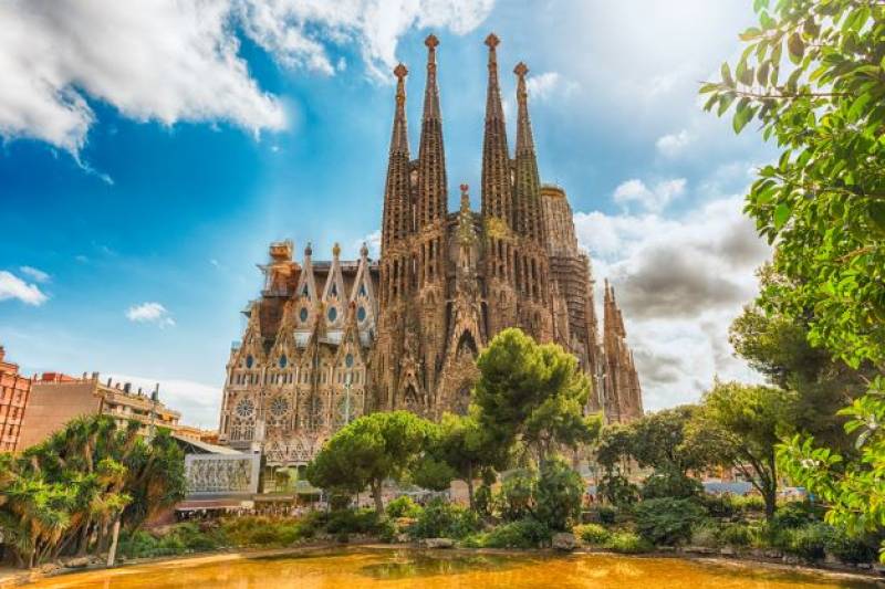 ! Andalucia Today - Will The Sagrada Familia Ever Be Finished?