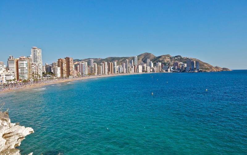 Body of elderly woman found floating off Benidorm beach