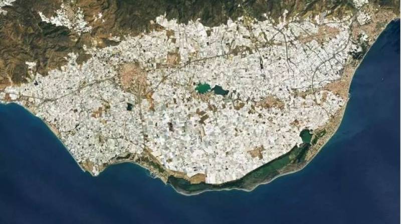 Andalucía has the largest man-made construction visible from space