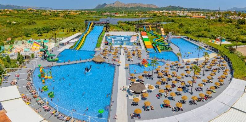 Brit teen critically injured in water park accident in Spain