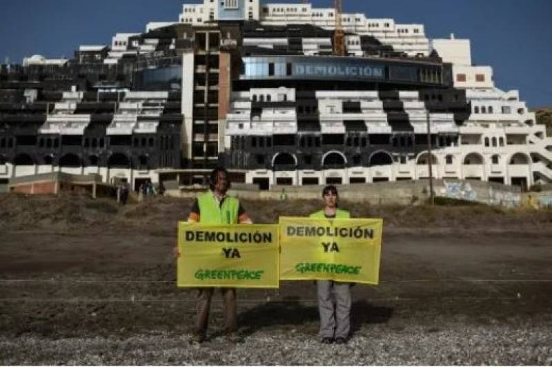 Andalucía ghost hotel could finally be demolished after 21 years