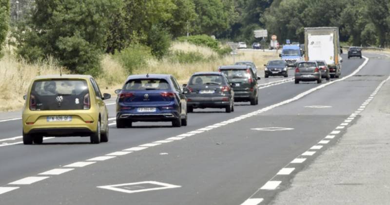 What does that new diamond-shaped sign mean on the roads?