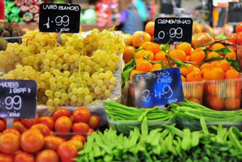 Spain's favourite supermarket holds its own with cheaper prices