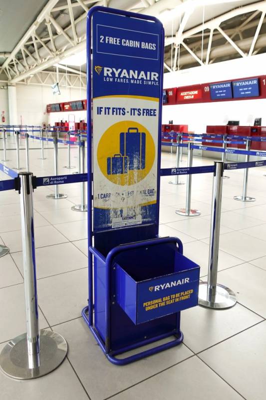 Irish family hit with Ryanair fine for apparently oversized cabin bags on Christmas flight to Spain