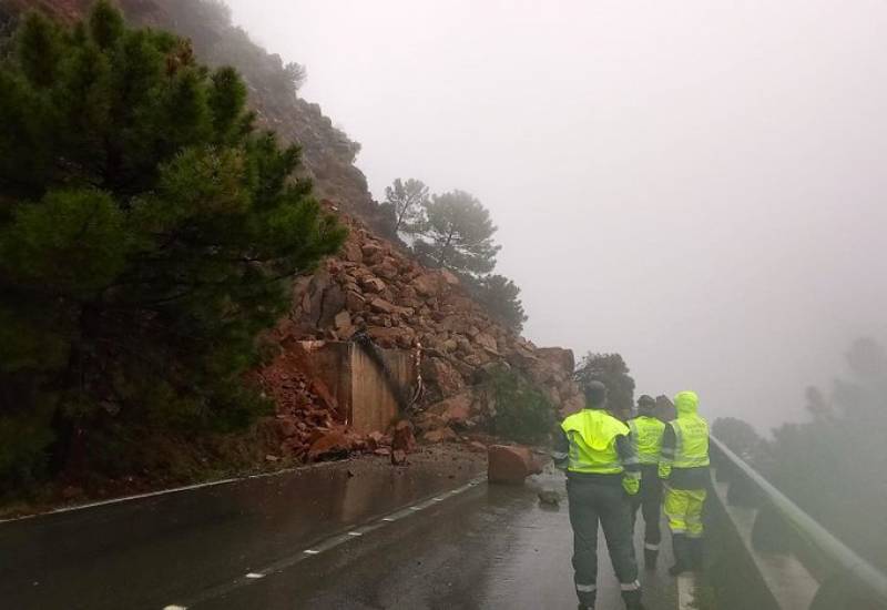 Major landslide cuts off key road between Marbella and Ronda