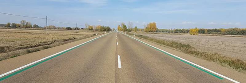 Why green lines are appearing on roads across Spain
