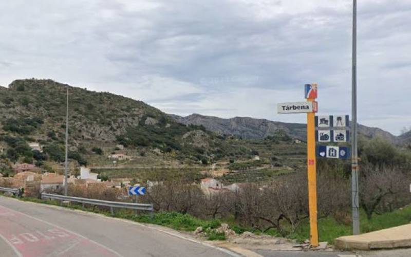 British biker dies after crashing into road sign near Benidorm