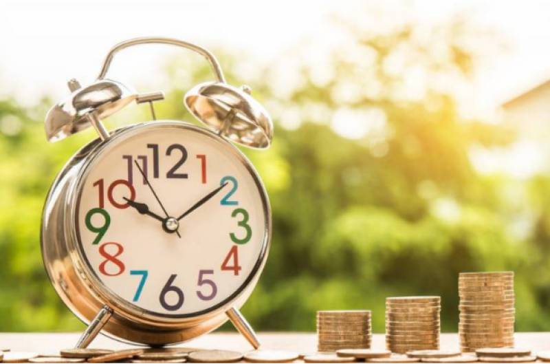 Spain proposes increasing minimum wage to €1,221 in 2026