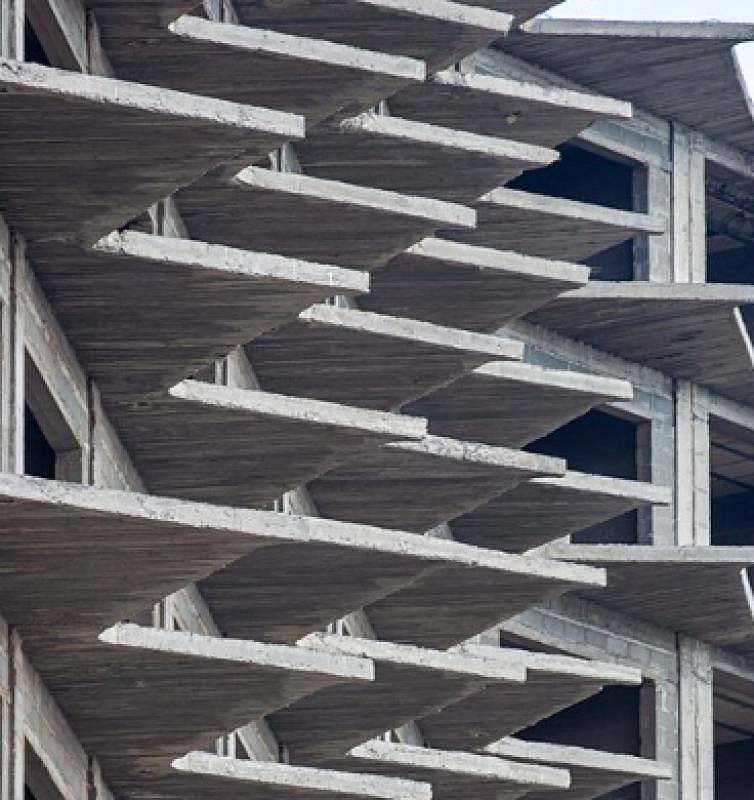 British tourists risk all for selfies at Tenerife's deadly hotel ruin