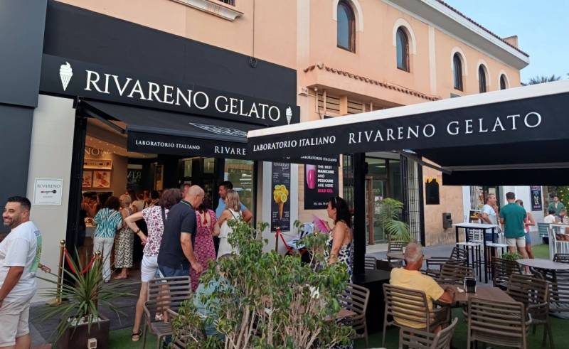 World-famous ice-cream brand opens in Los Alcázares